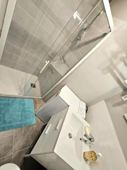 Le Calme A Deux Pas Du Port De Sete Apartment Ngoại thất bức ảnh